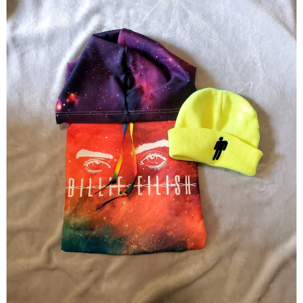 BILLIE EILISH Long Sleeve Galaxy Juinors Crop Hoodie Size Lg Beanie Hat Bundle - Picture 7 of 7